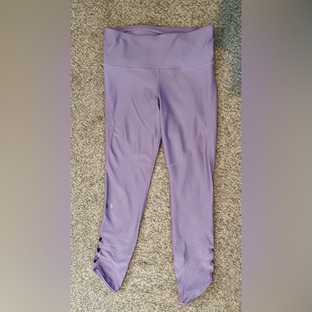 Under Armour Compression heat gear crop leggings, Sz M
